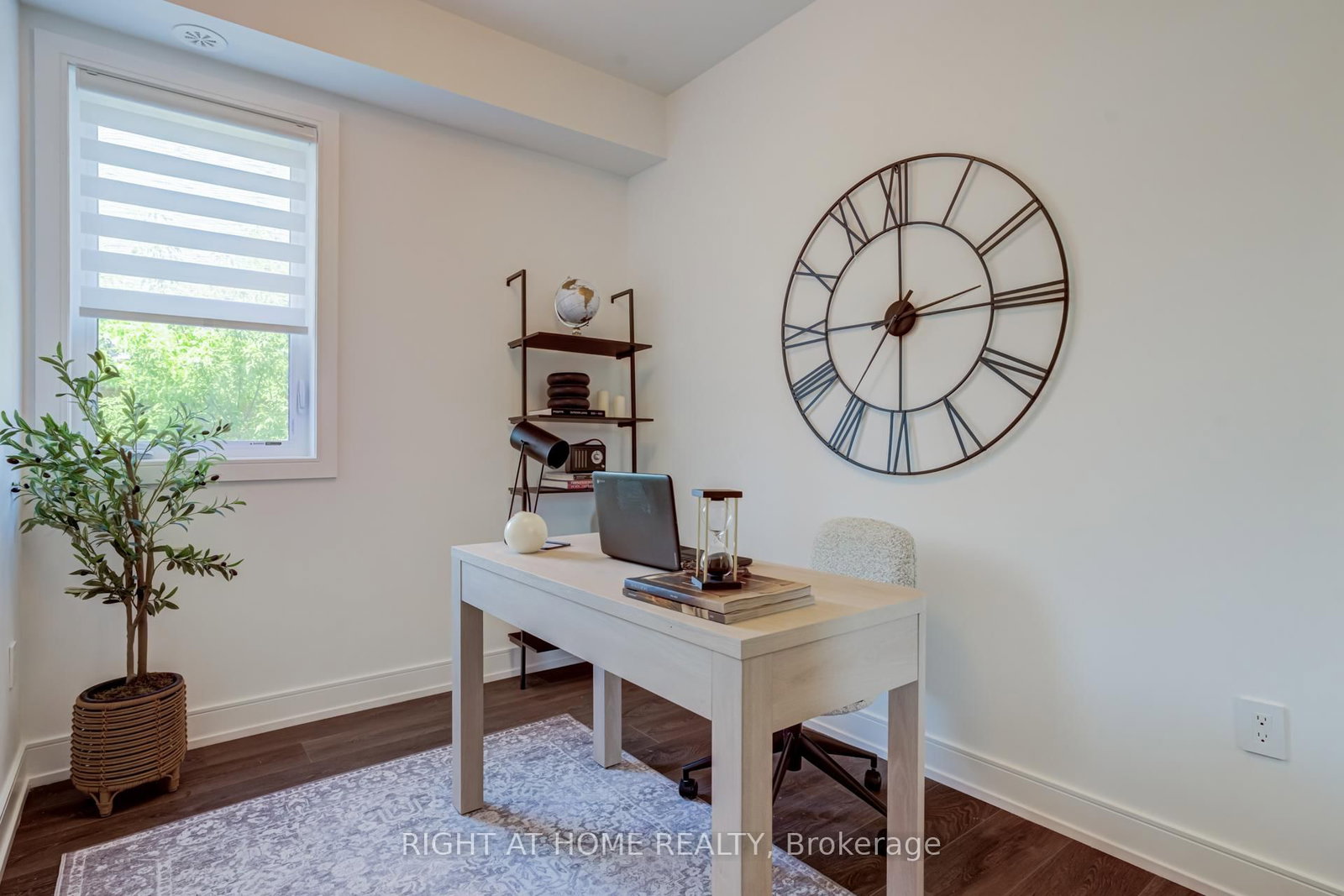 66 Long Branch Avenue • #4 • Toronto, ON photo 11