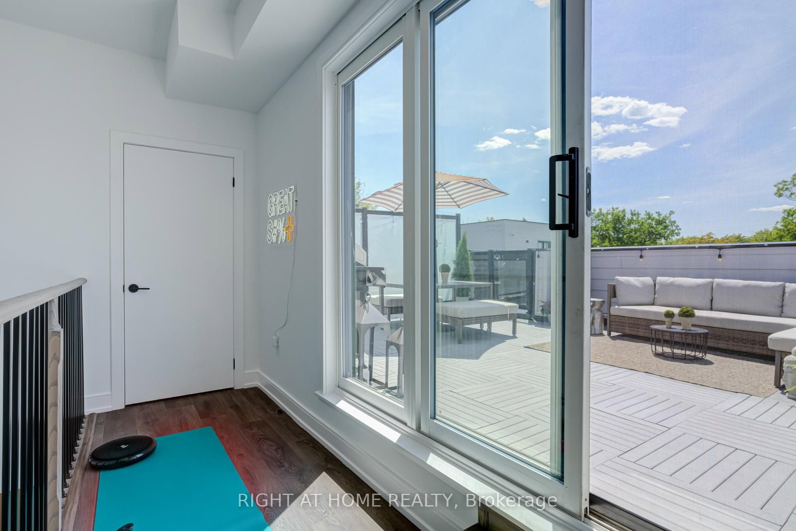 66 Long Branch Avenue • #4 • Toronto, ON photo 34