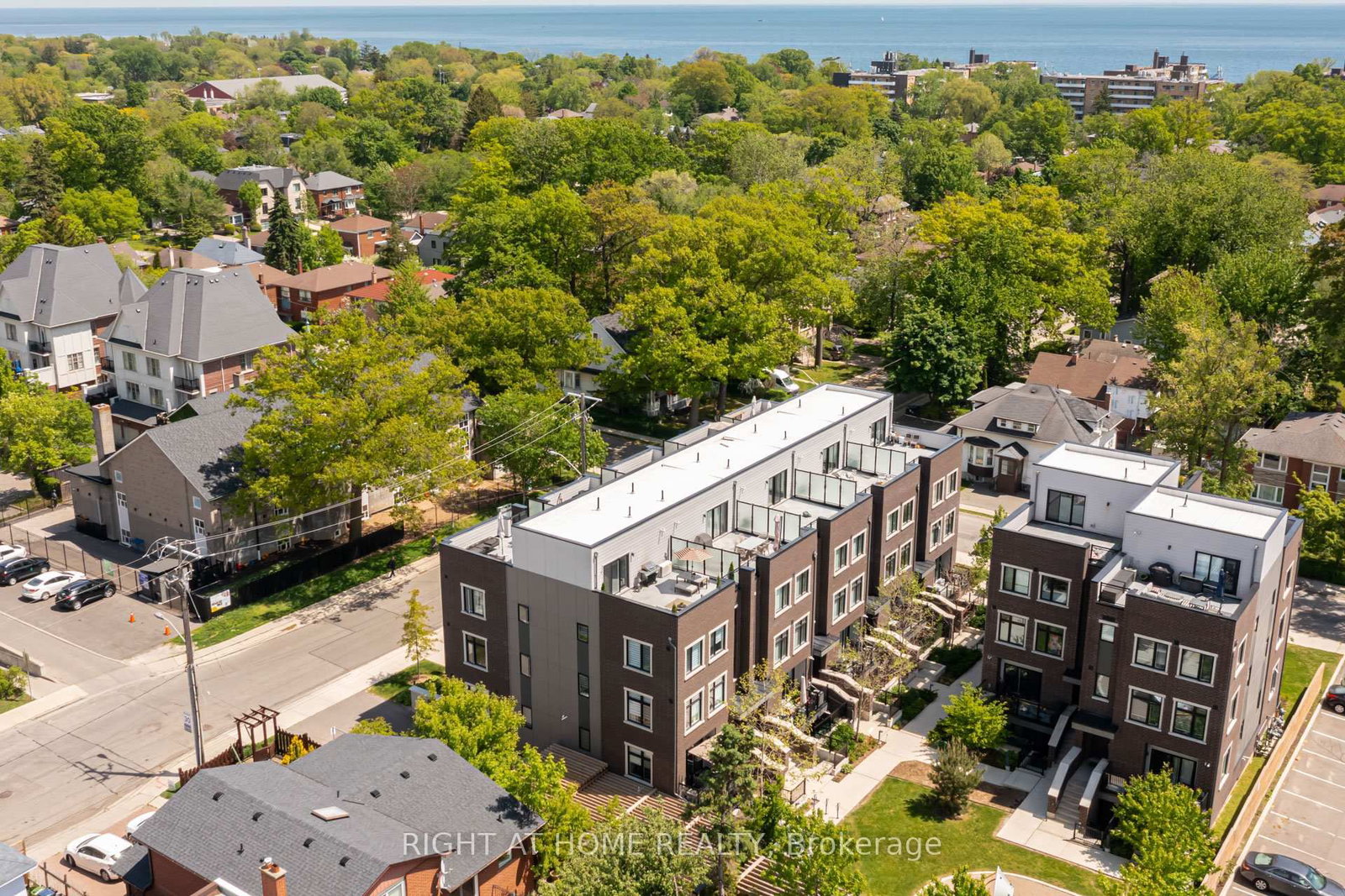 66 Long Branch Avenue • #4 • Toronto, ON photo 44