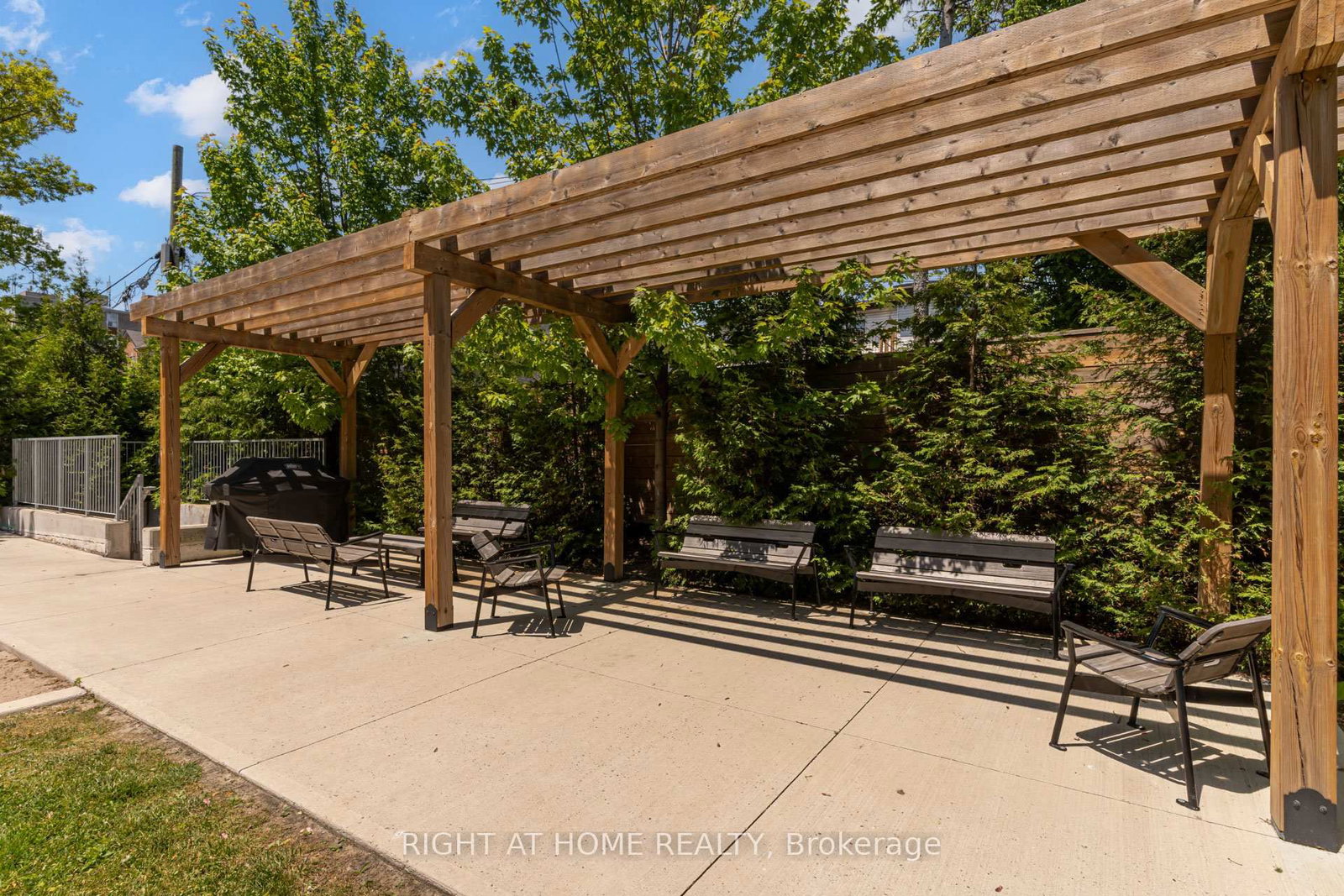 66 Long Branch Avenue • #4 • Toronto, ON photo 49