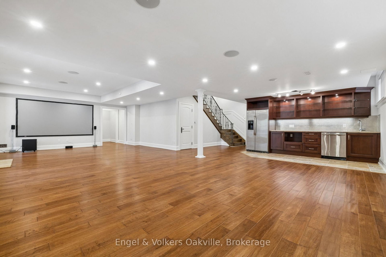 1182 Streambank Drive • Mississauga, ON photo 39