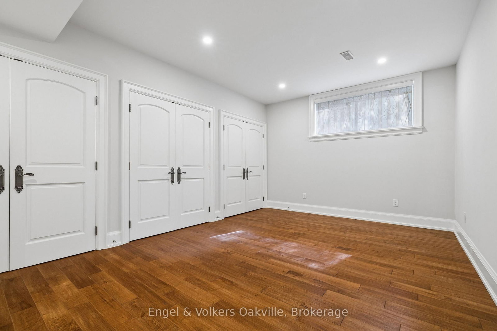 1182 Streambank Drive • Mississauga, ON photo 41