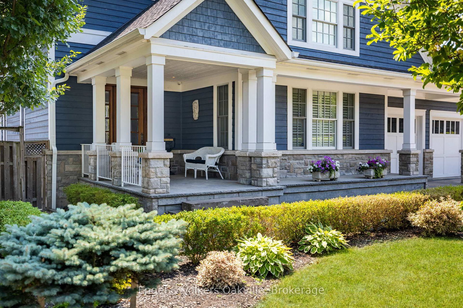 1182 Streambank Drive • Mississauga, ON photo 5