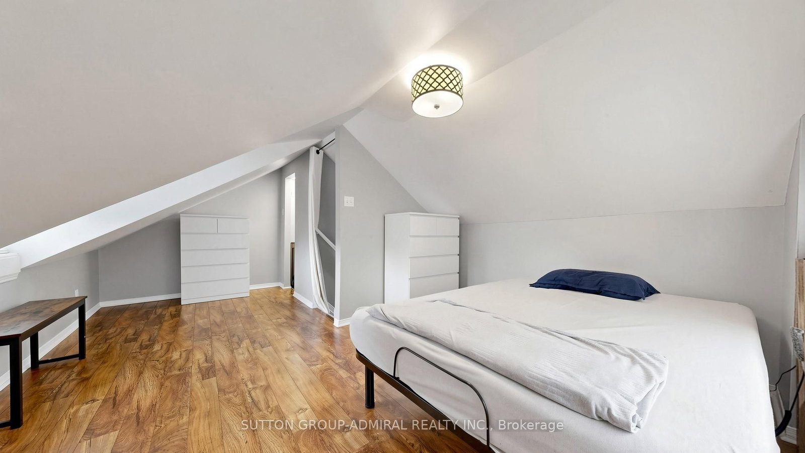 75 Rockcliffe Boulevard • Toronto, ON photo 16