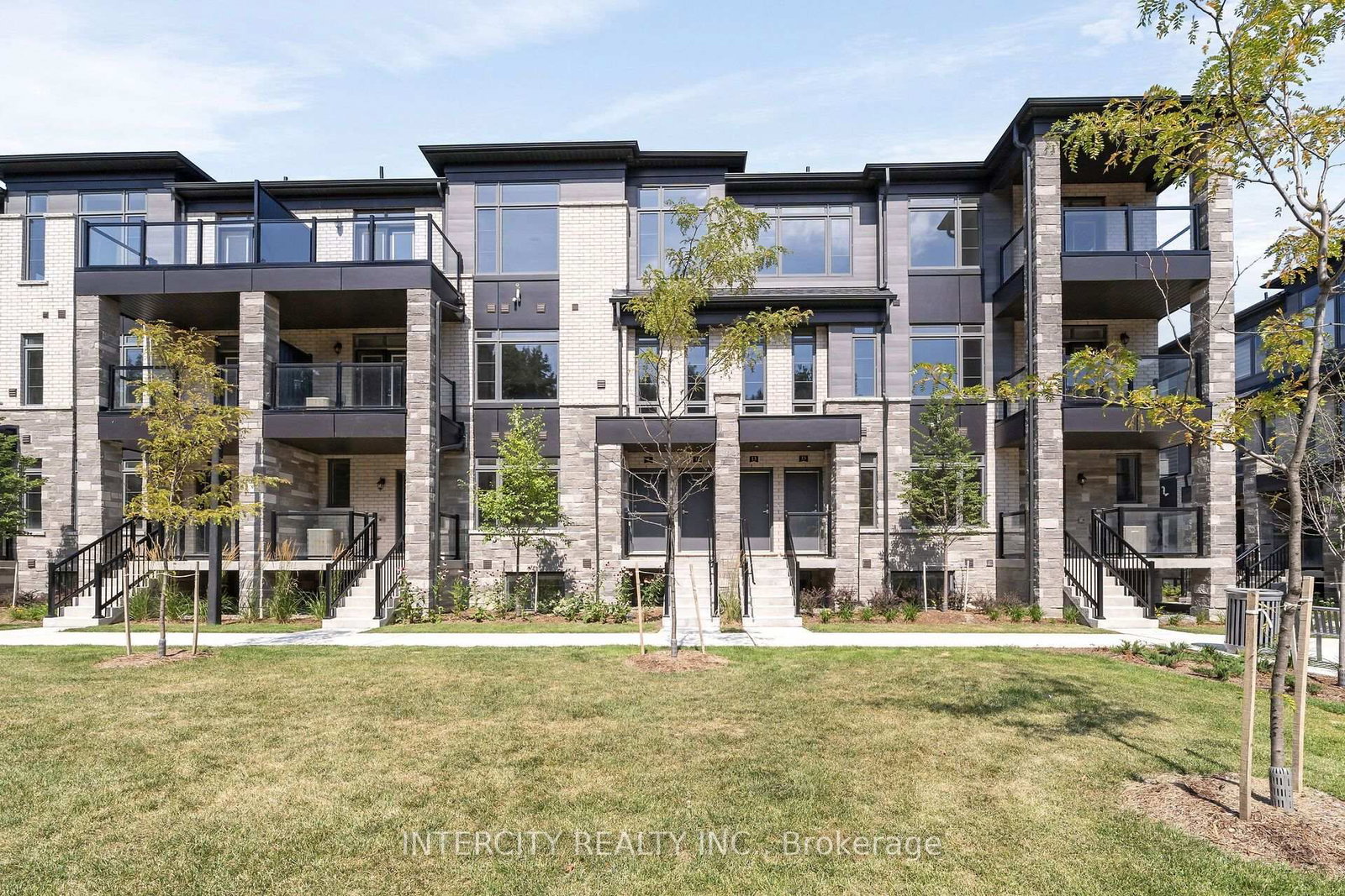 11 Ambition Way • #29Z • Caledon, ON photo 1