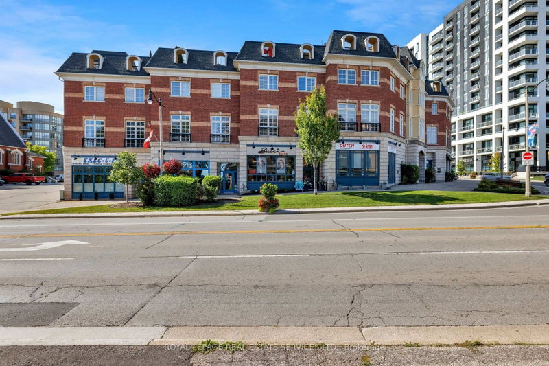 7 - 120 Bronte Road
