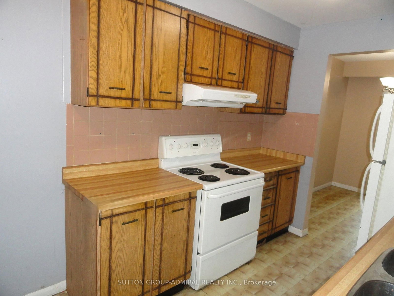 228 Royal Salisbury Way • Brampton, ON photo 3