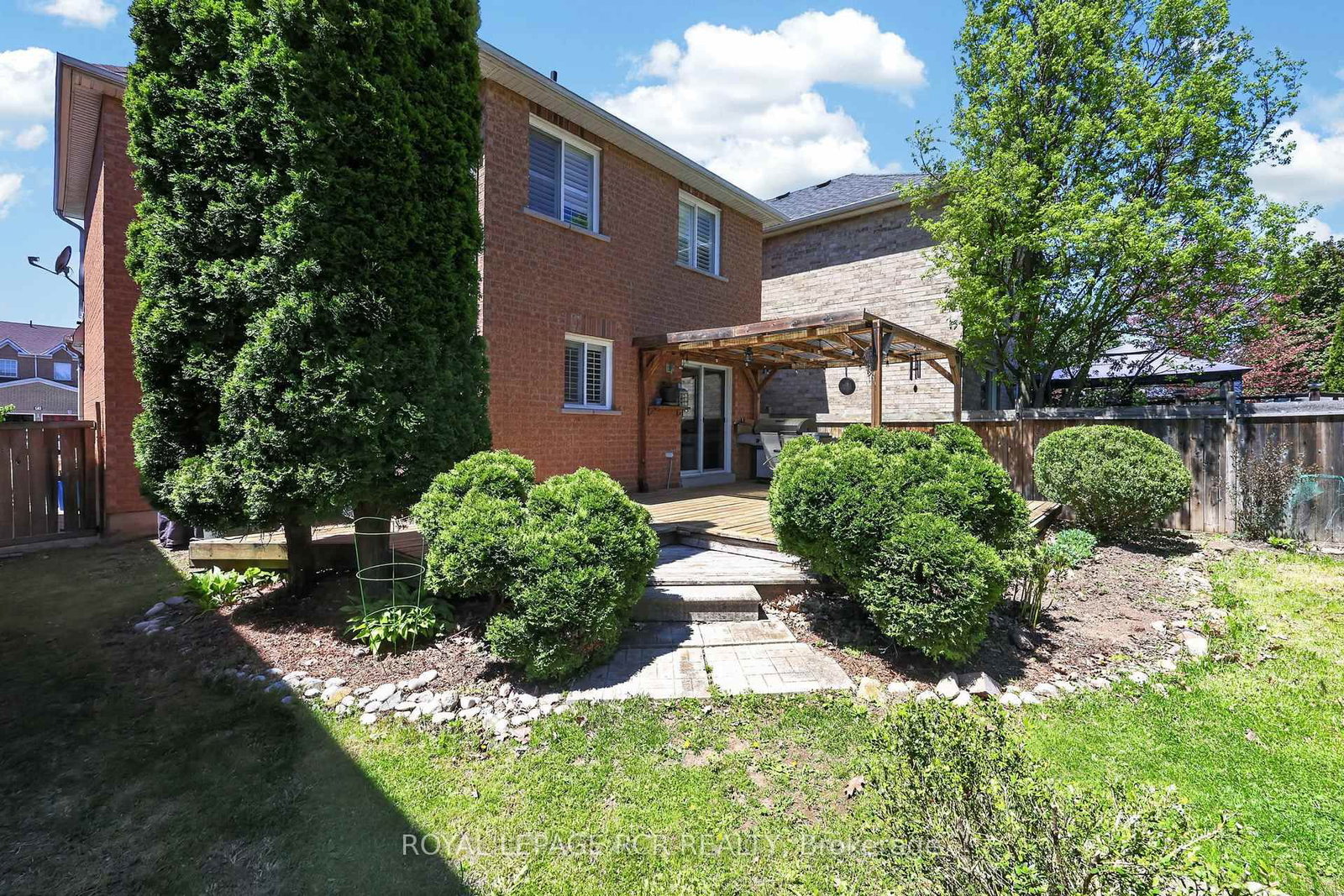 94 Atwood Avenue • Halton Hills, ON photo 25