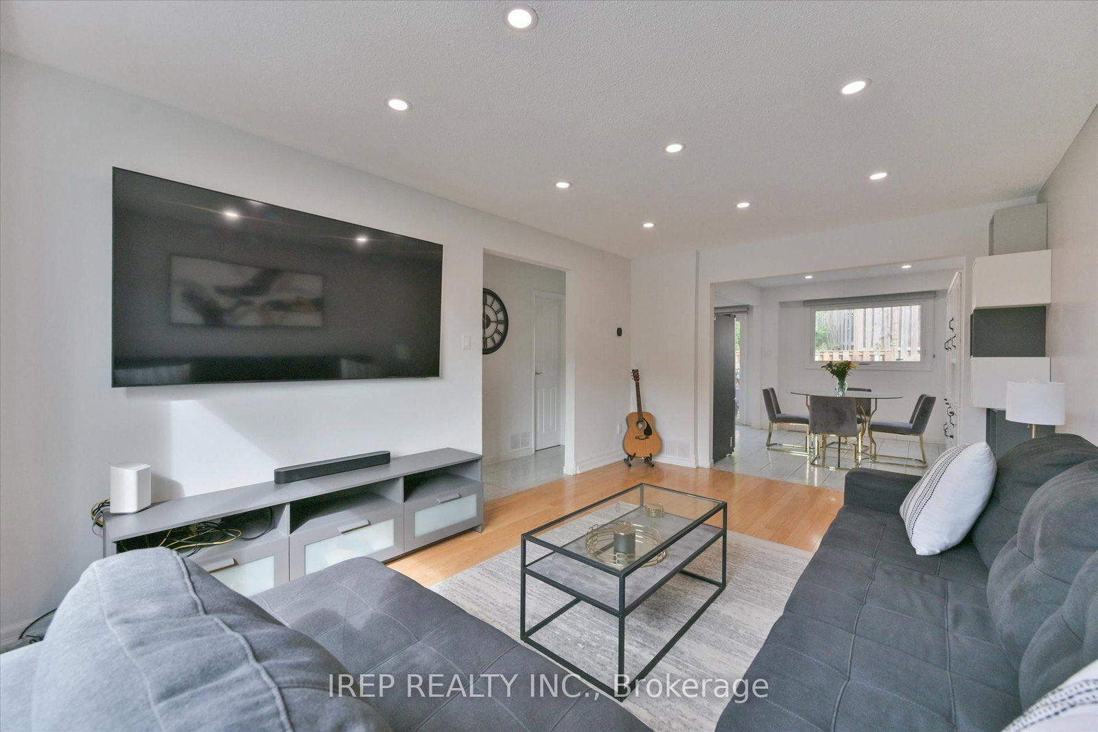 1055 Shawnmarr Road • #43 • Mississauga, ON photo 19