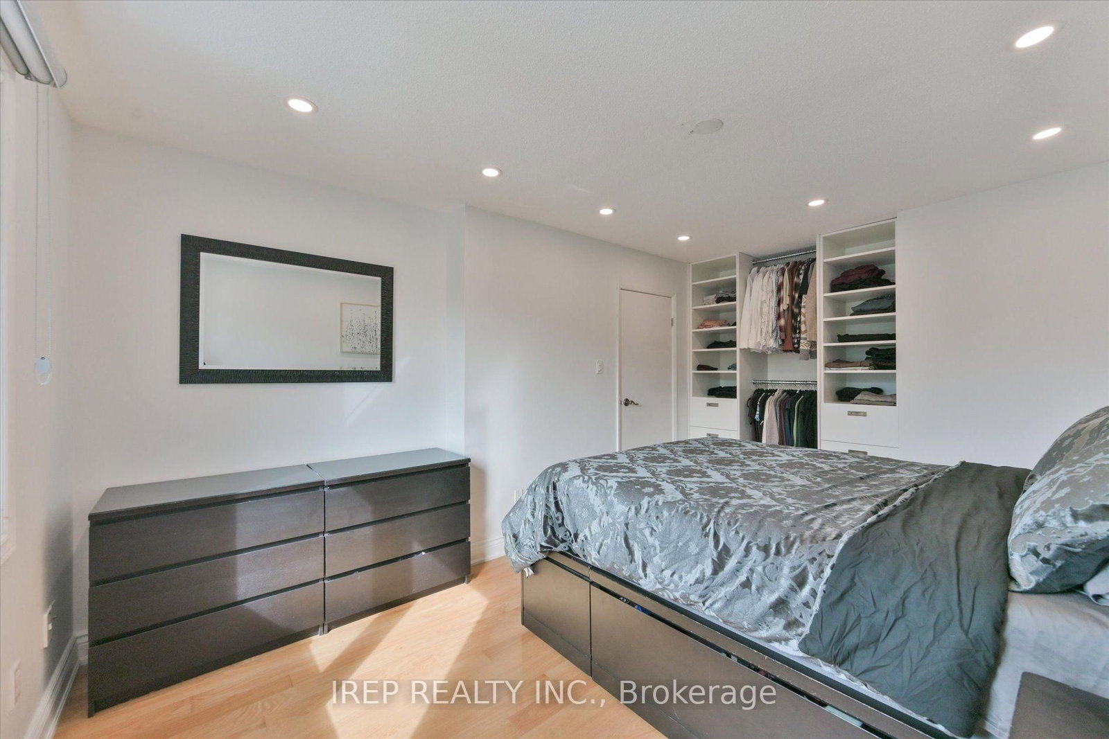 1055 Shawnmarr Road • #43 • Mississauga, ON photo 27