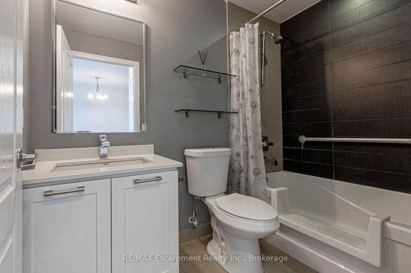 2470 Prince Michael Oakville,ON L6H 0G9 — Photo 13
