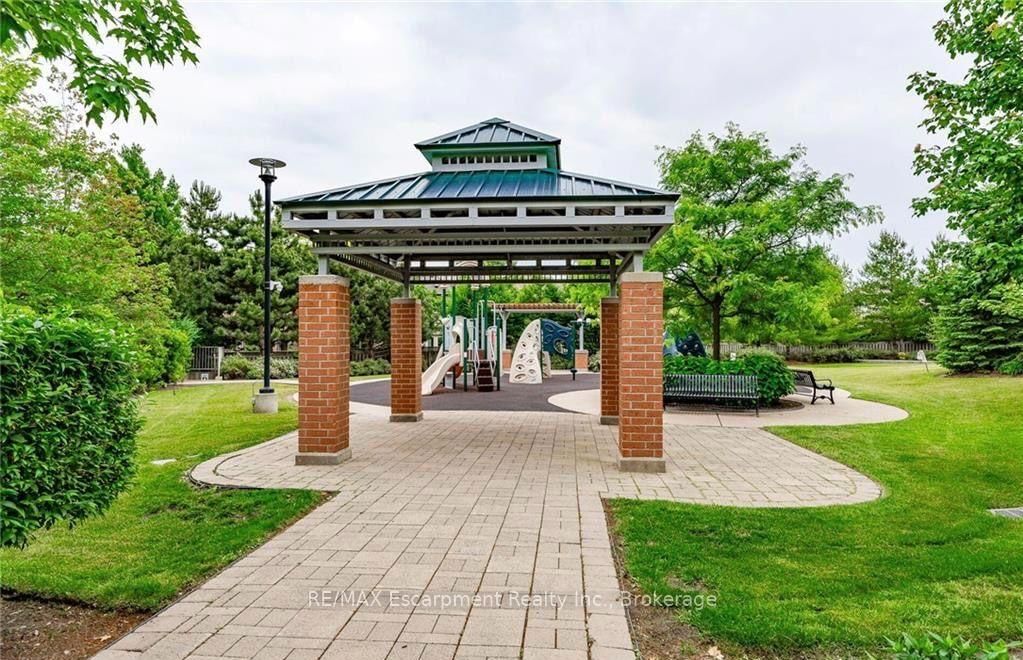 2470 Prince Michael Drive • #210 • Oakville, ON photo 28