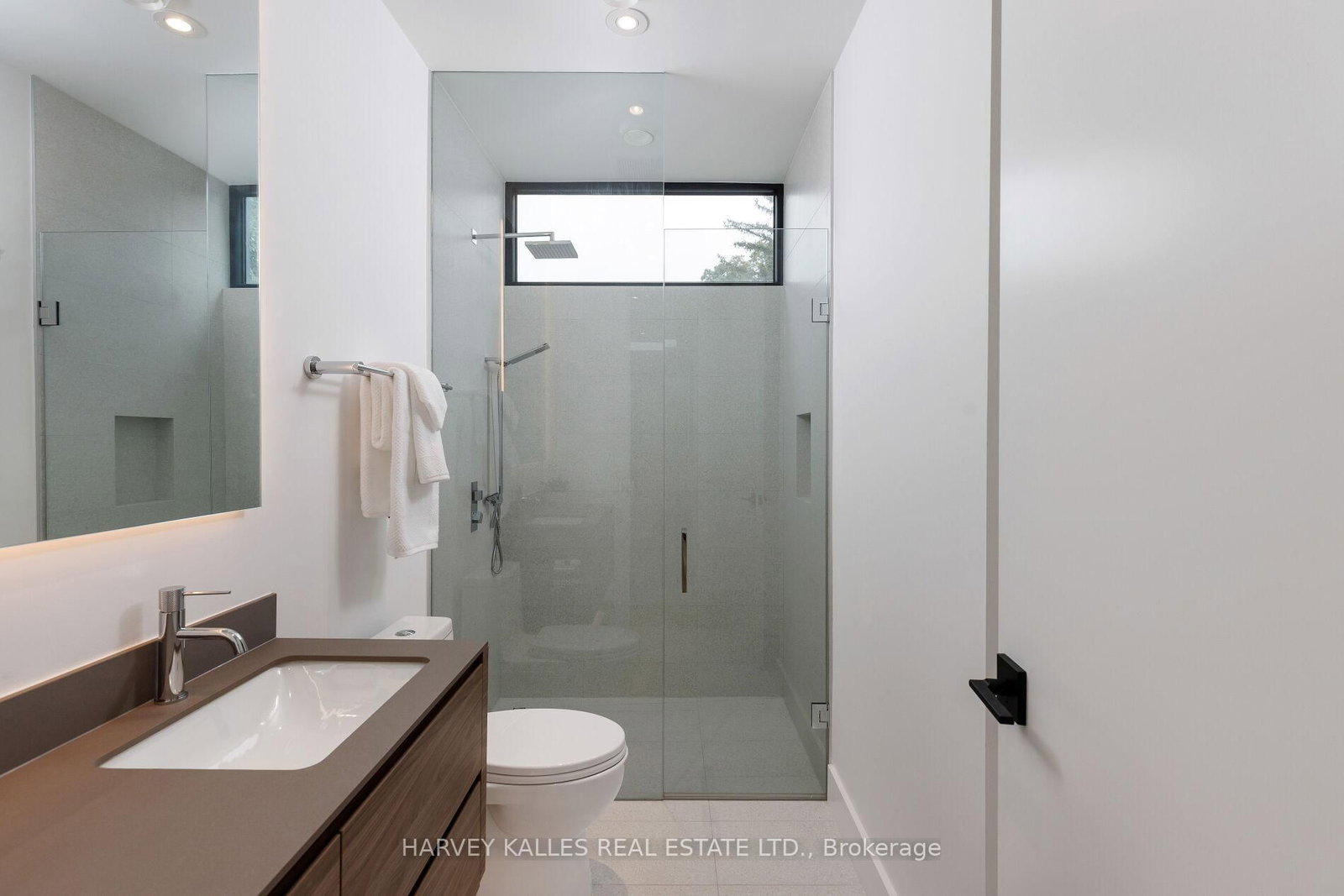 1654 Birchwood Drive • Mississauga, ON photo 37