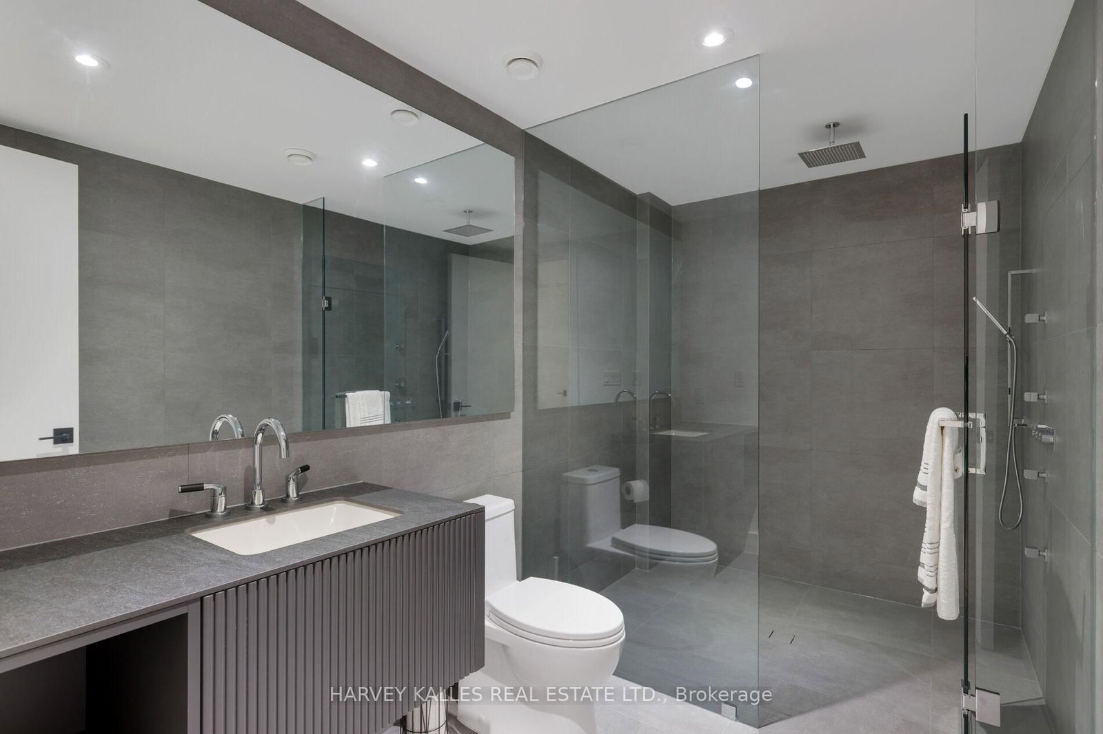 1654 Birchwood Drive • Mississauga, ON photo 48