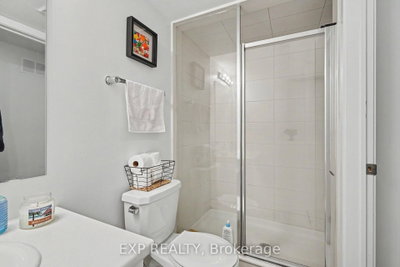 3425 Ridgeway Mississauga,ON L5L 0B9 — Photo 20