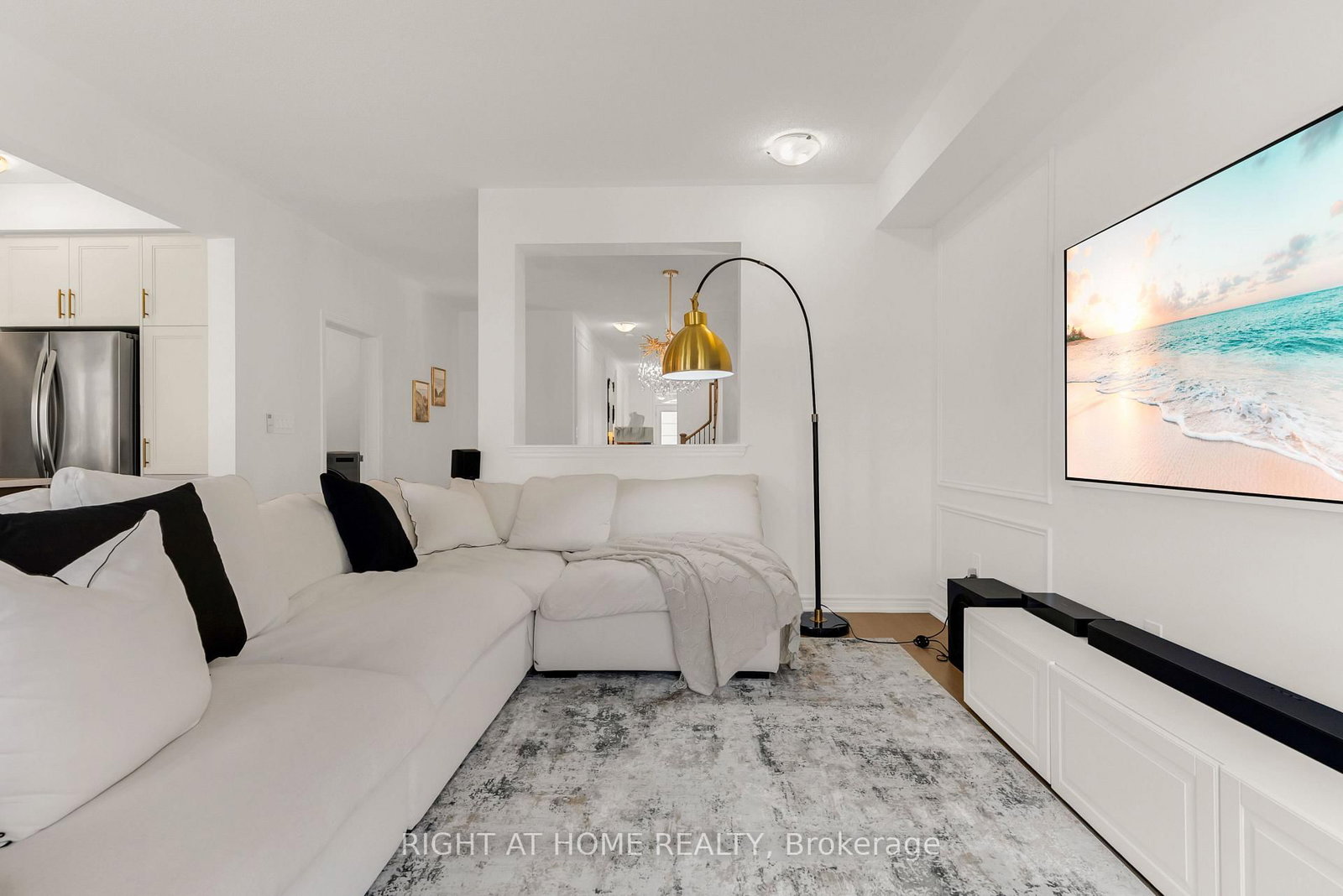 1544 Buttercup Court • Milton, ON photo 12