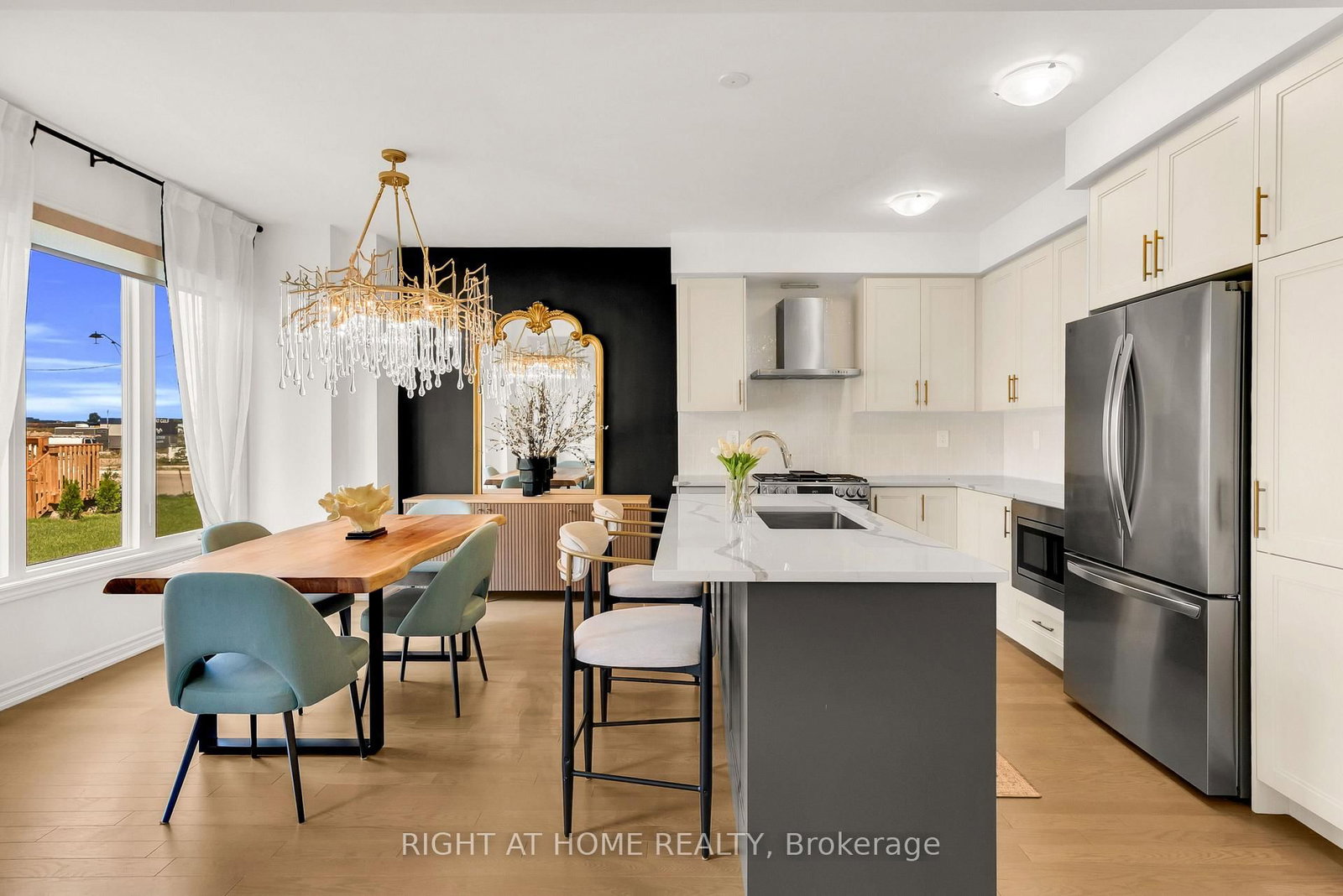 1544 Buttercup Court • Milton, ON photo 15