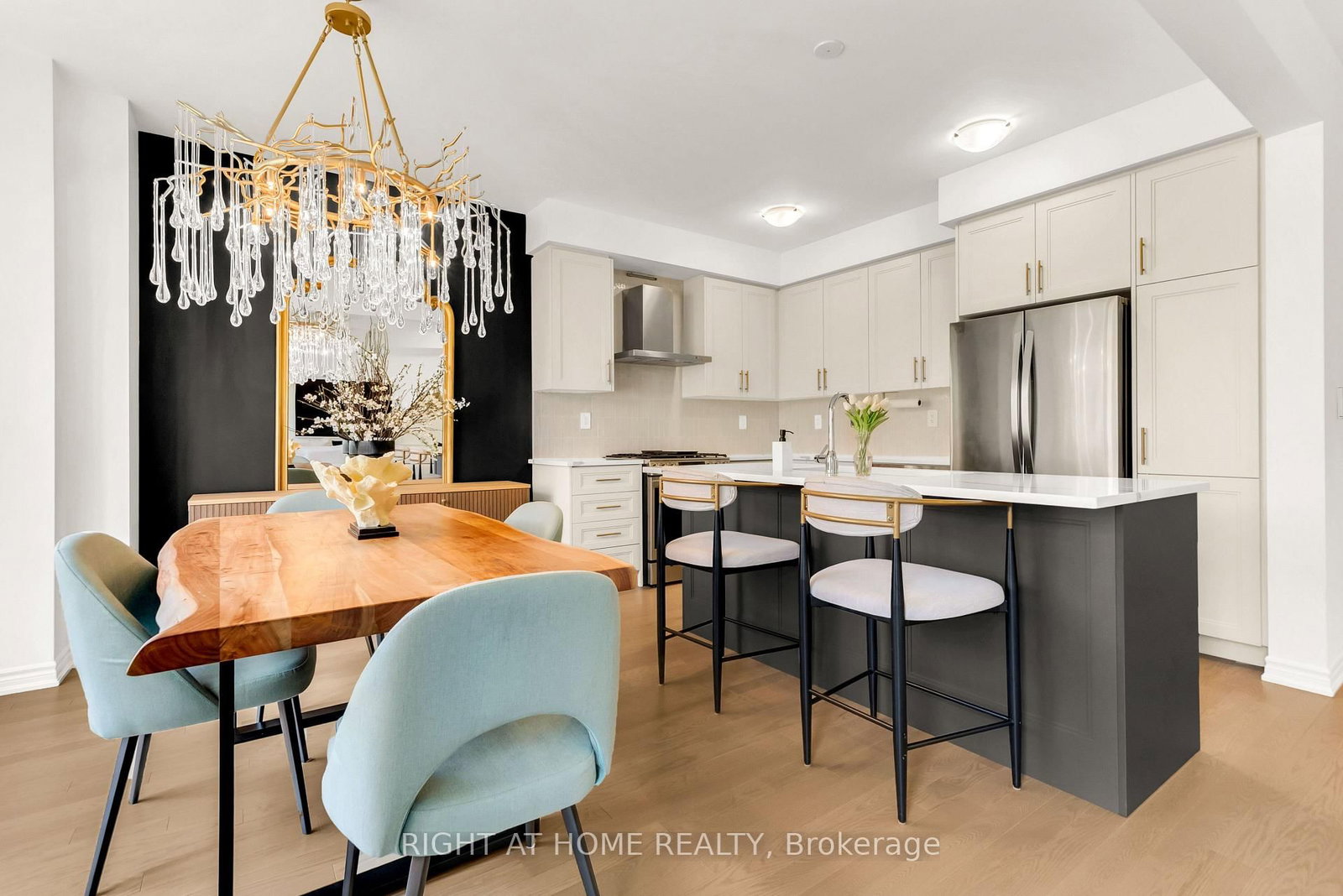 1544 Buttercup Court • Milton, ON photo 16