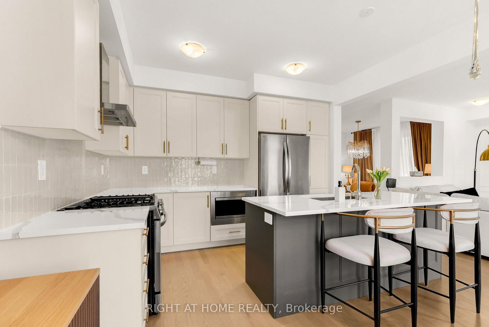 1544 Buttercup Court • Milton, ON photo 19