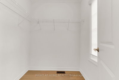 1544 Buttercup Milton,ON L9E 1G5 — Photo 45