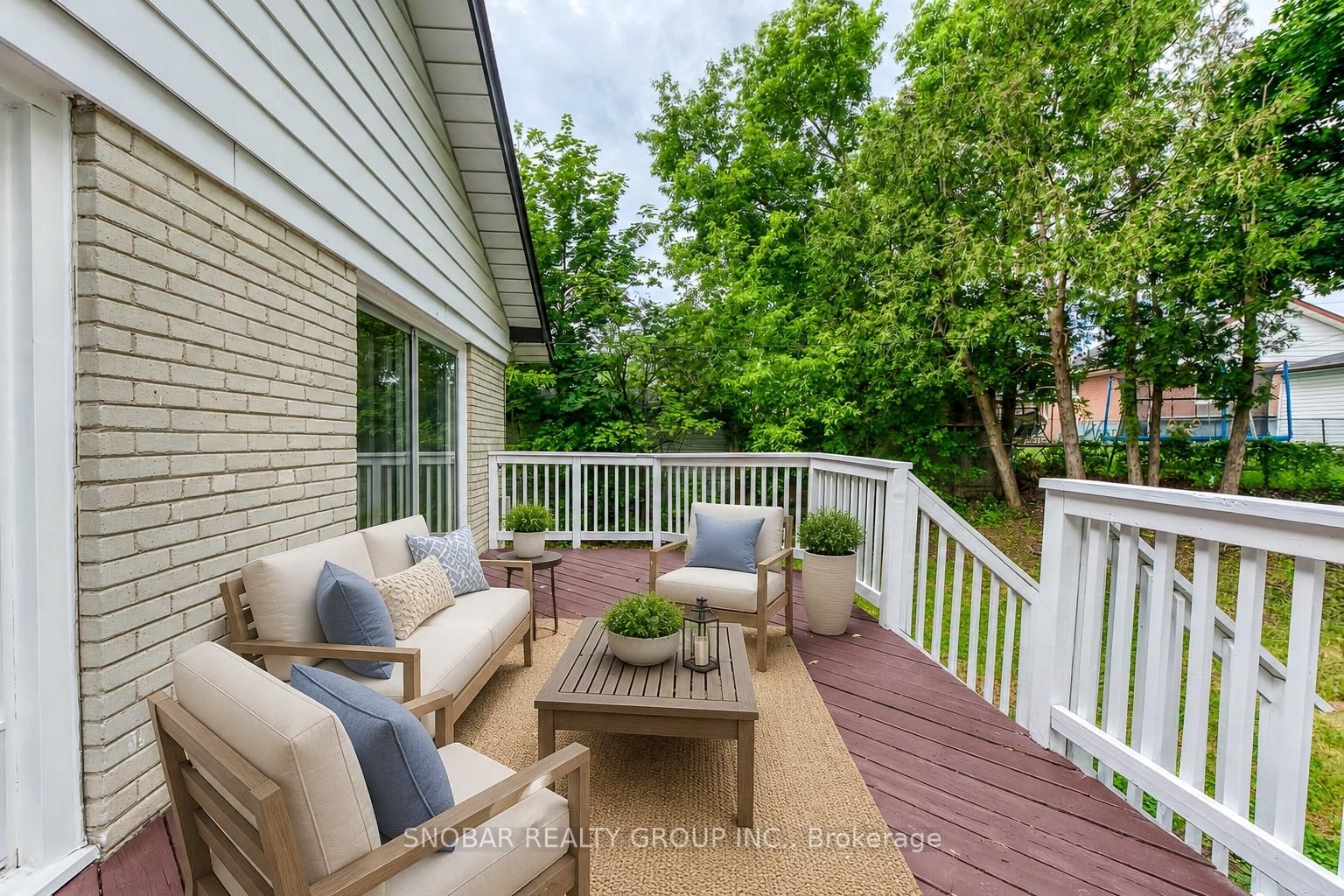42 Clearbrooke Circle • Toronto, ON photo 23