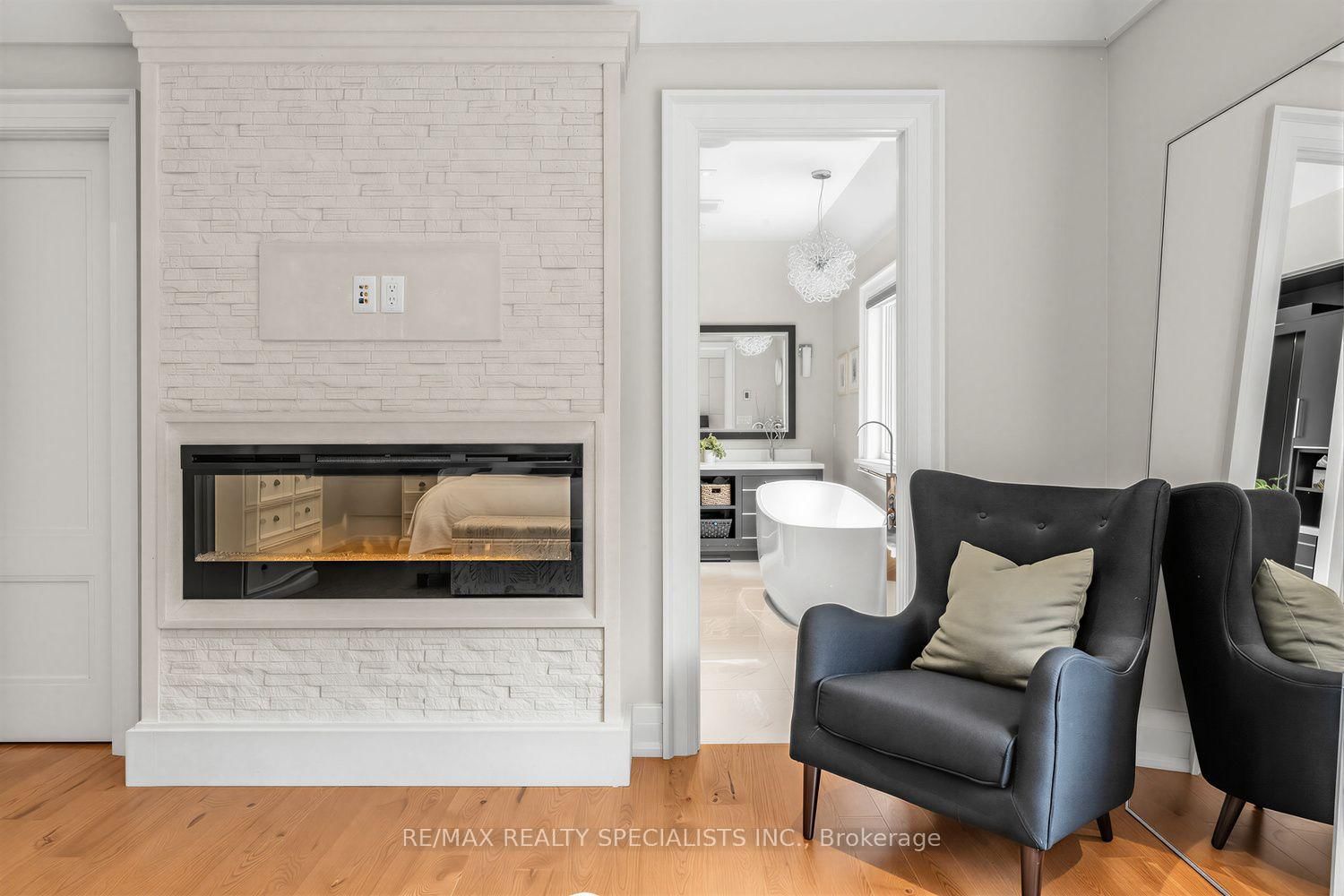 1534 Trotwood Avenue • Mississauga, ON photo 18