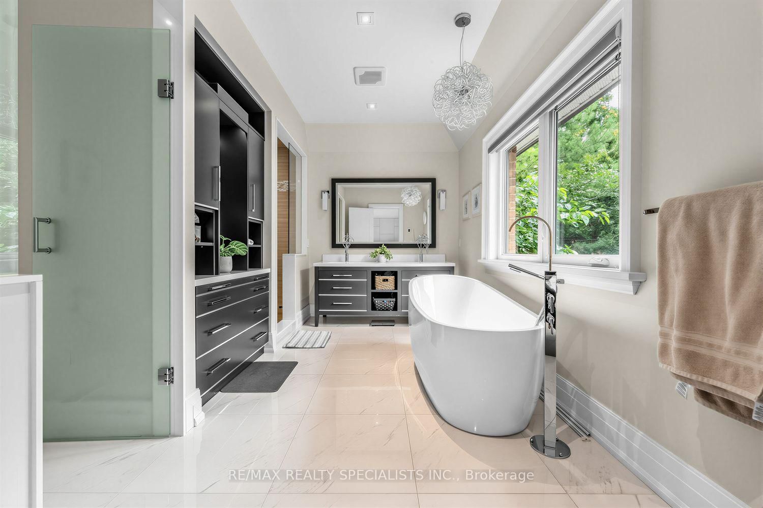1534 Trotwood Avenue • Mississauga, ON photo 19