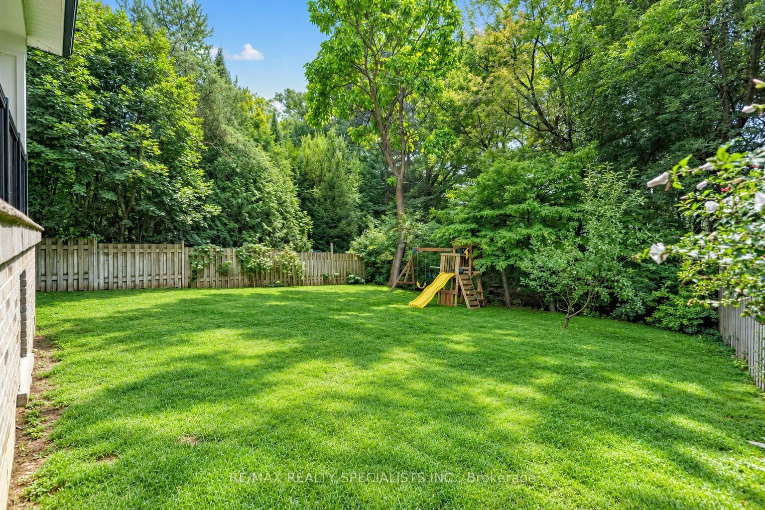 1534 Trotwood Avenue • Mississauga, ON photo 37