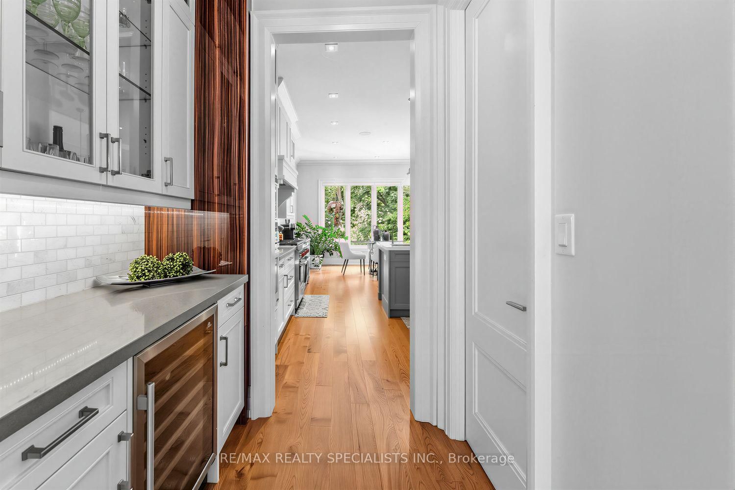 1534 Trotwood Avenue • Mississauga, ON photo 6