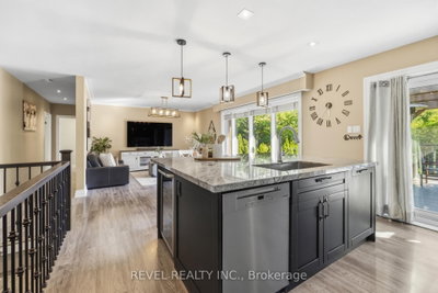 1648 Crediton Parkway • Mississauga, ON photo 9
