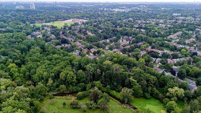 1820 Shady Creek Court • Mississauga, ON photo 5