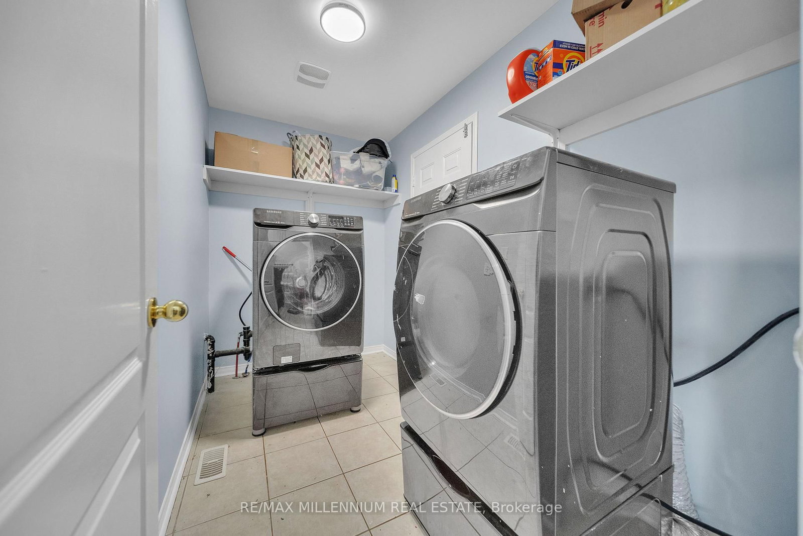 54 Buick Boulevard • Brampton, ON photo 16