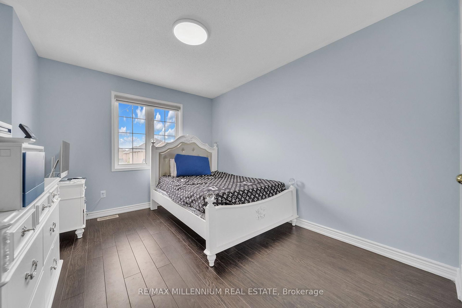 54 Buick Boulevard • Brampton, ON photo 32