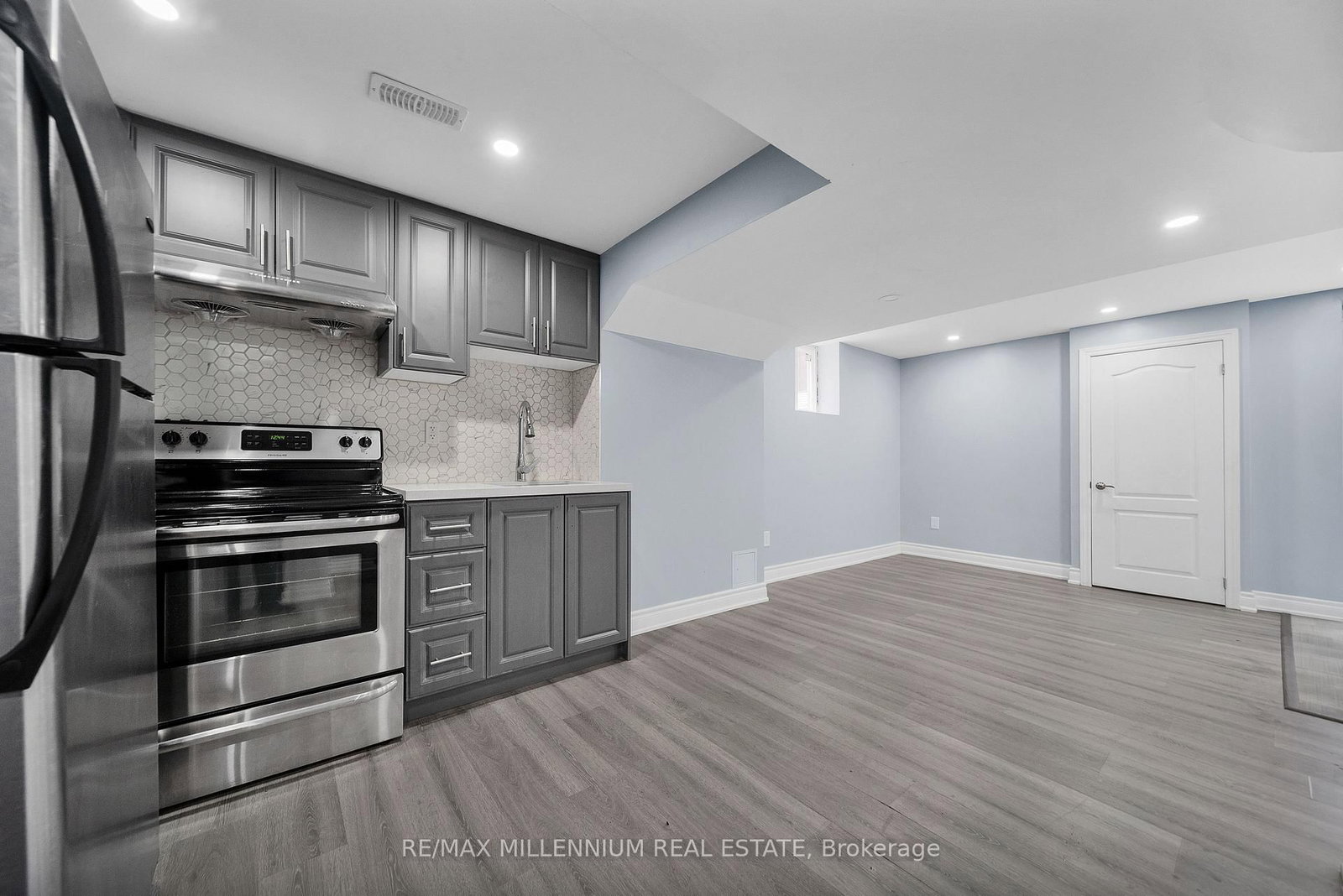 54 Buick Boulevard • Brampton, ON photo 41