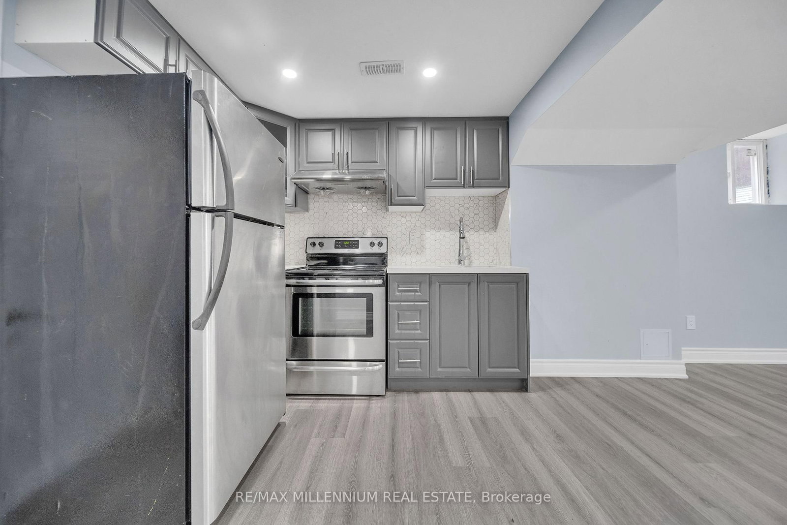 54 Buick Boulevard • Brampton, ON photo 42