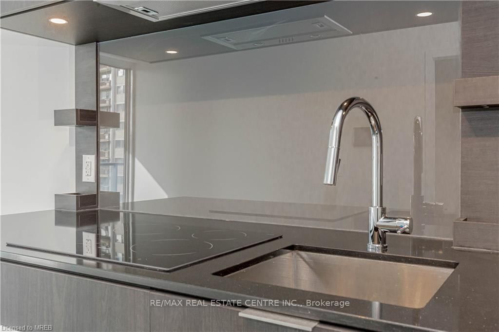 310-28 Ann St, Mississauga, view 17