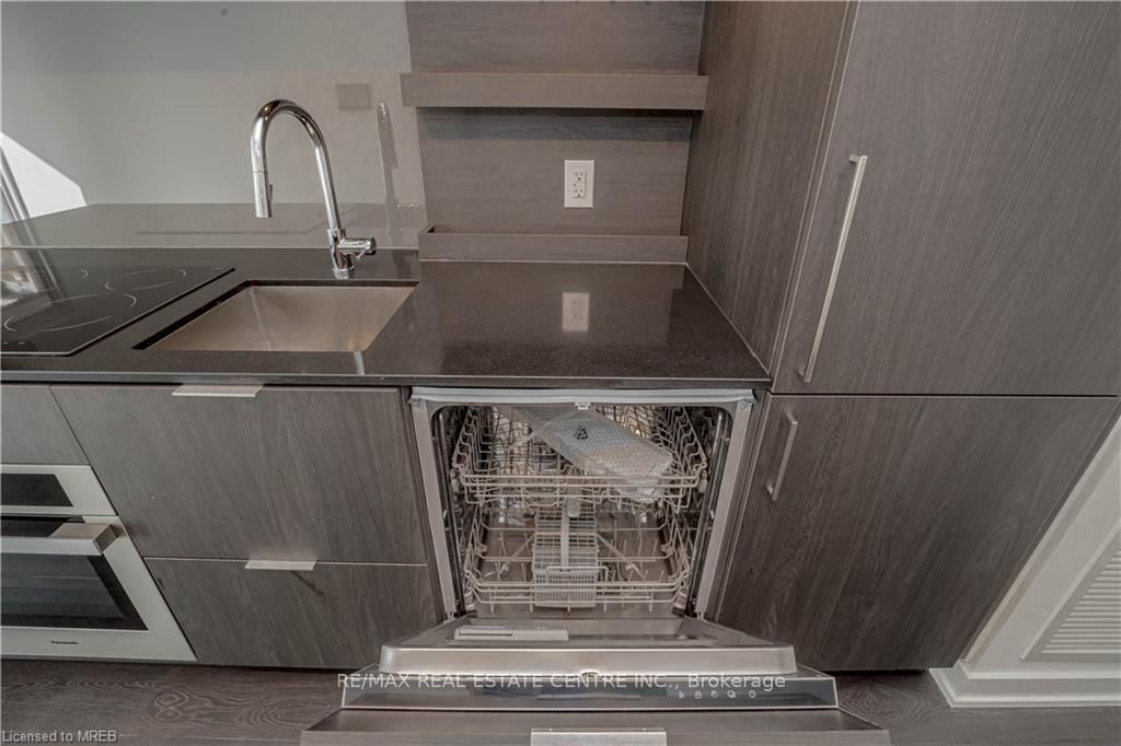 310-28 Ann St, Mississauga, view 18