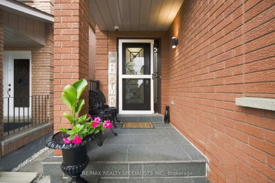 57 Pennsylvania Avenue • Brampton, ON photo 5