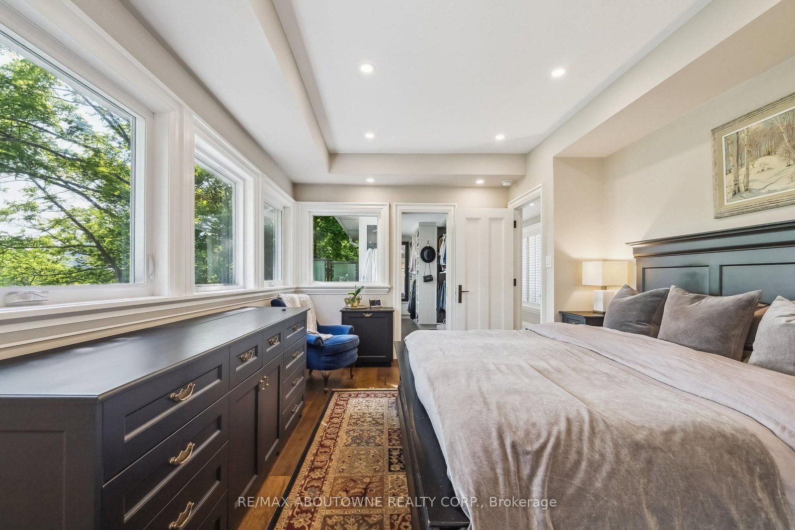 382 Trafalgar Road • Oakville, ON photo 20