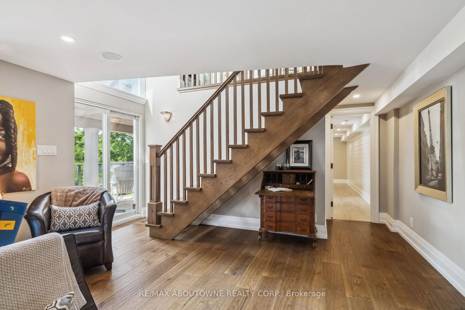 382 Trafalgar Road • Oakville, ON photo 25