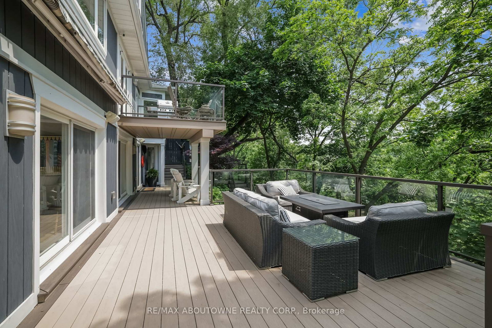382 Trafalgar Road • Oakville, ON photo 33