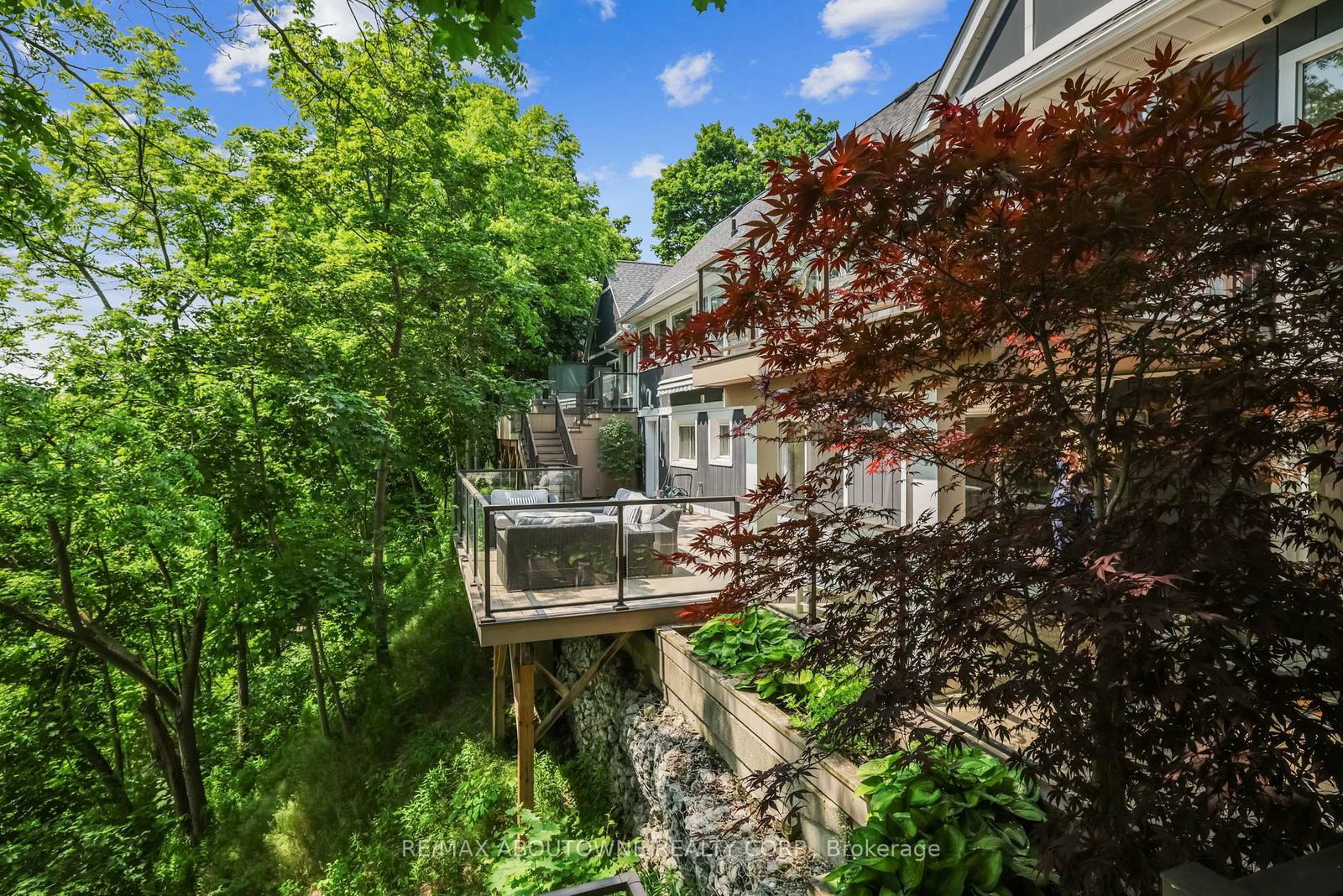 382 Trafalgar Road • Oakville, ON photo 40