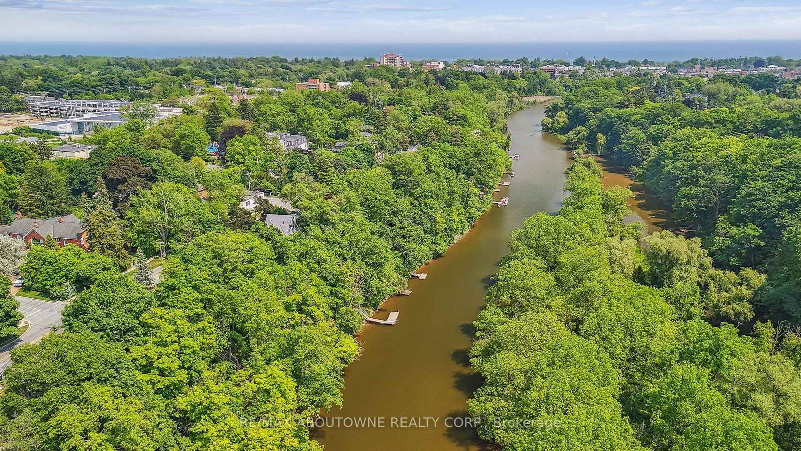 382 Trafalgar Road • Oakville, ON photo 50