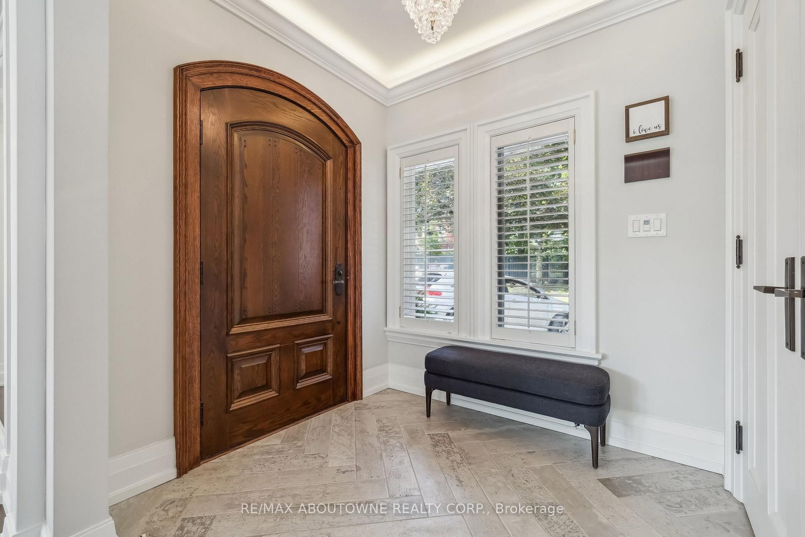 382 Trafalgar Road • Oakville, ON photo 7
