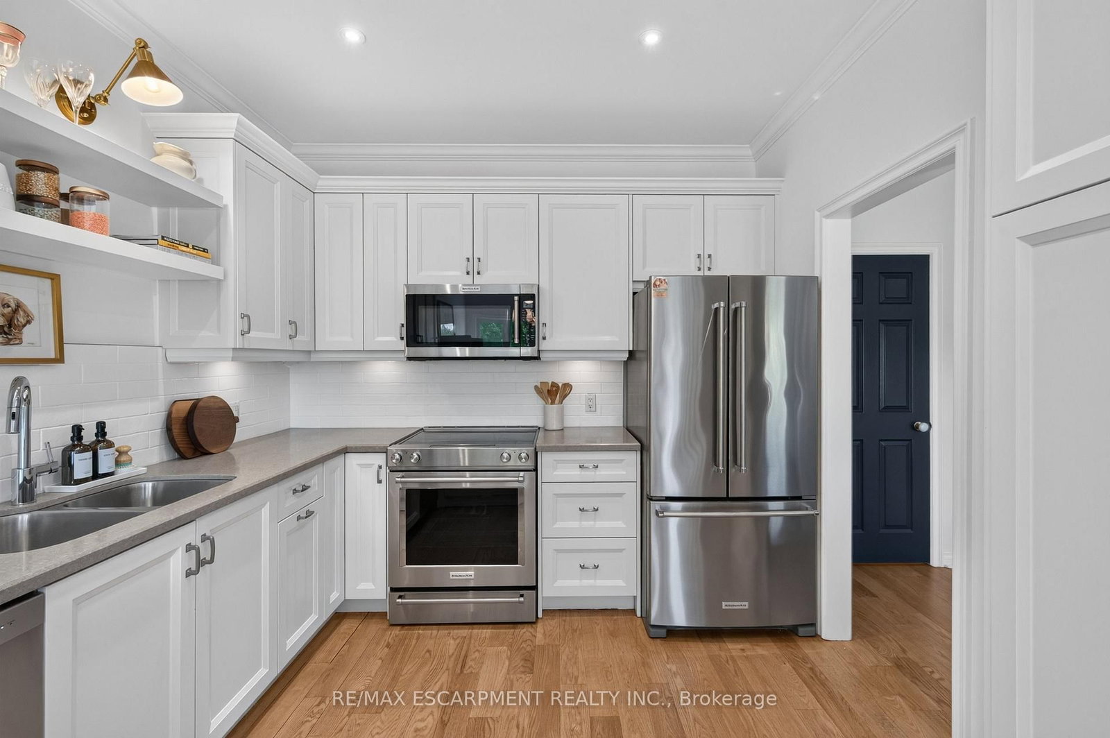 112 Fairwood Place W • Burlington, ON photo 17