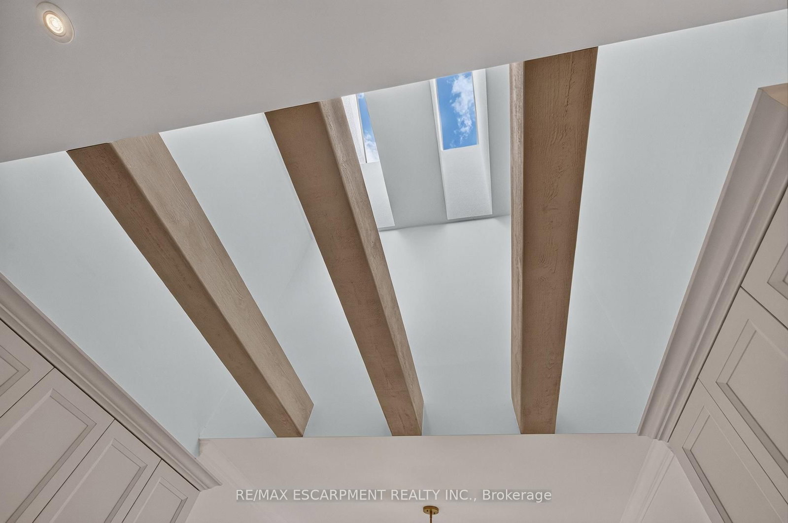 112 Fairwood Place W • Burlington, ON photo 20