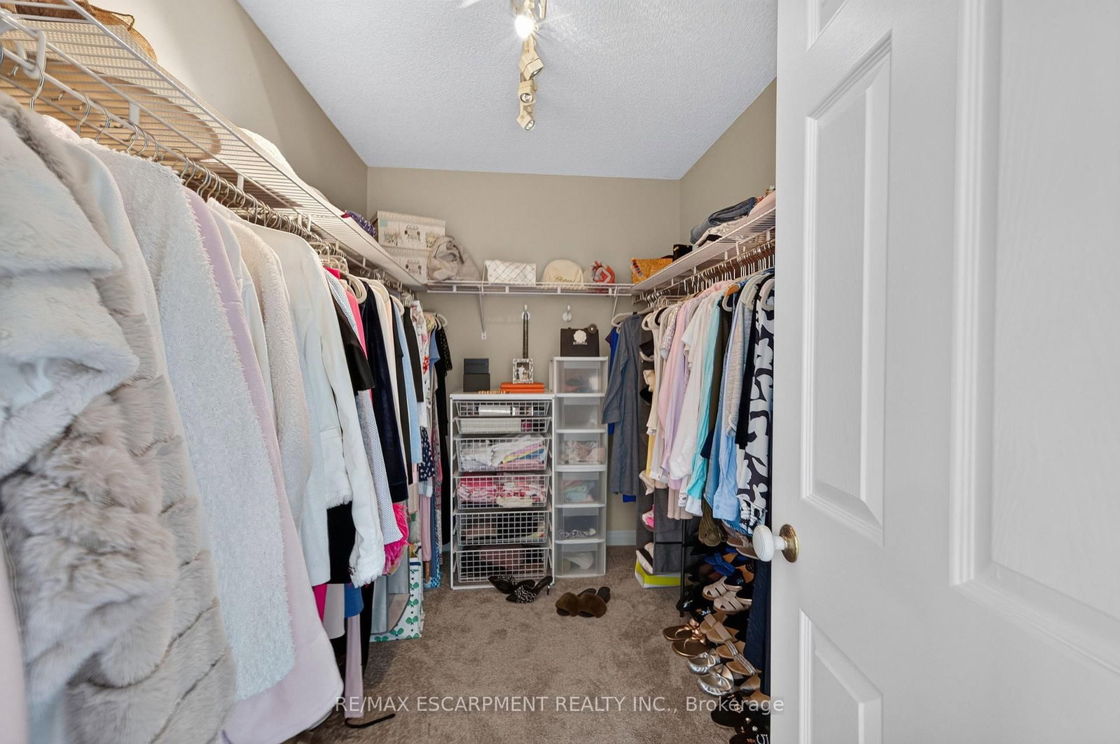 112 Fairwood Place W • Burlington, ON photo 28