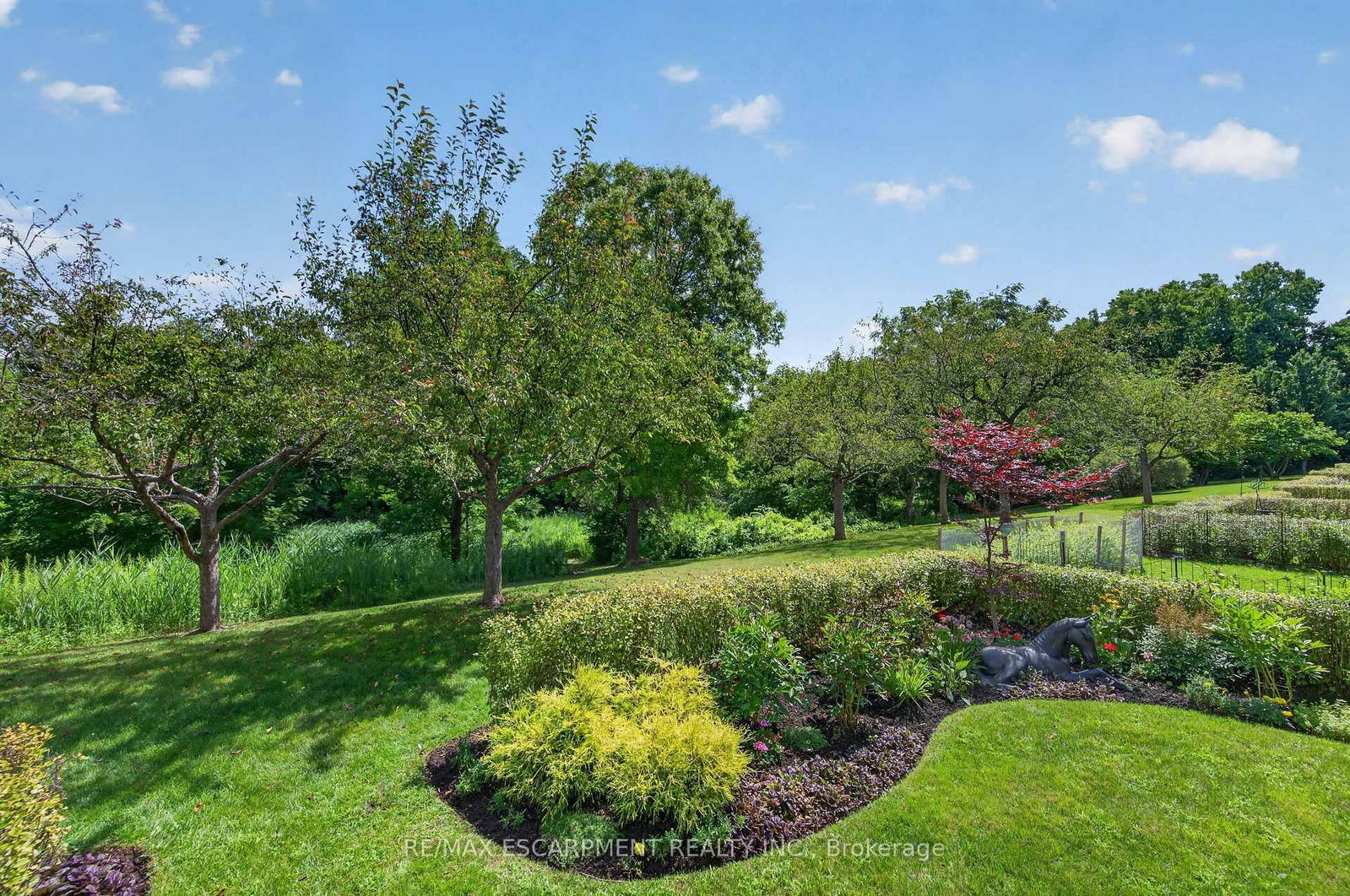 112 Fairwood Place W • Burlington, ON photo 45