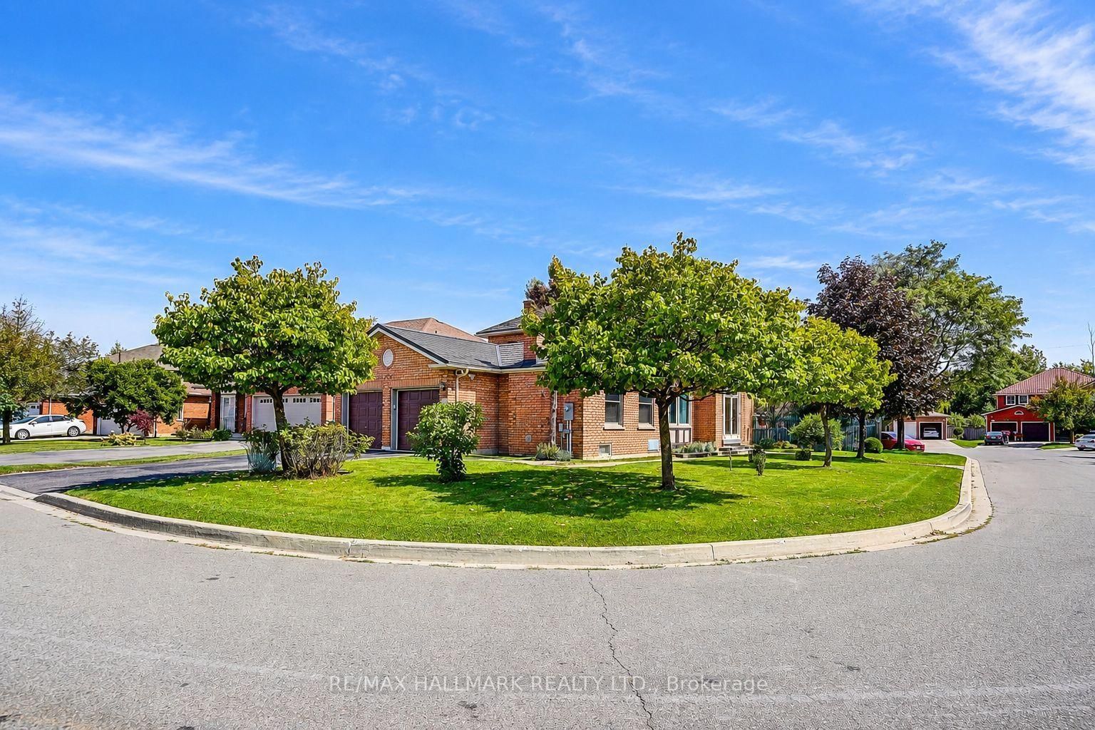 4491 Andiron Crt, Mississauga, view 2