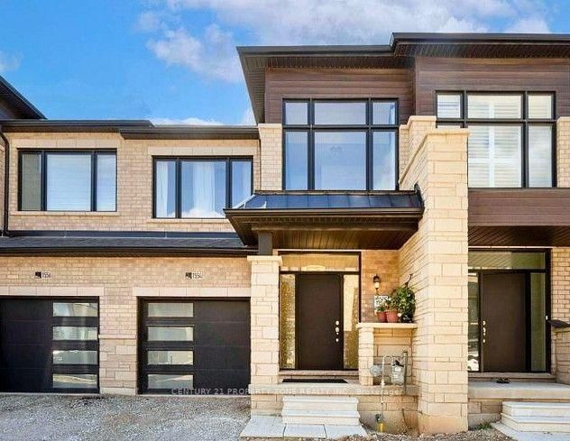 1554 Labine Point • Milton, ON photo 1